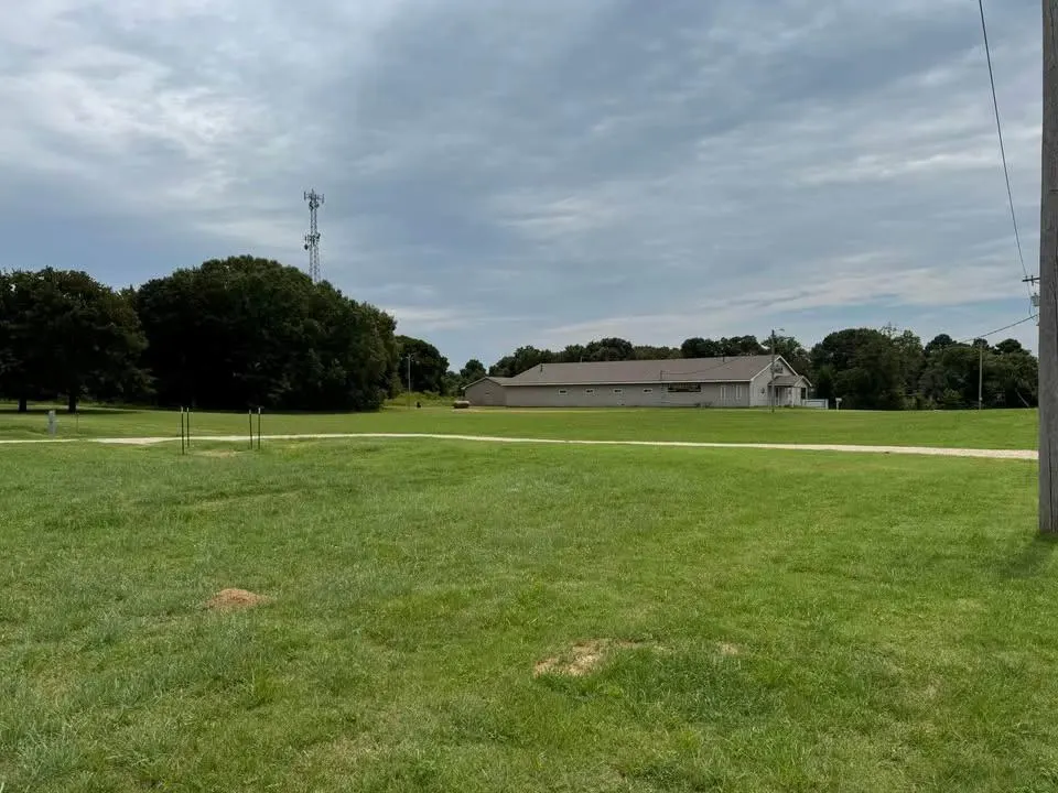 Photo 3 — 4550 Enos Road, Kingston, OK 73439