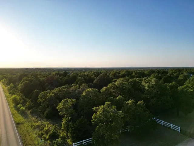 Photo 2 — 3101 Tina Marie Drive, Jones, OK 73007