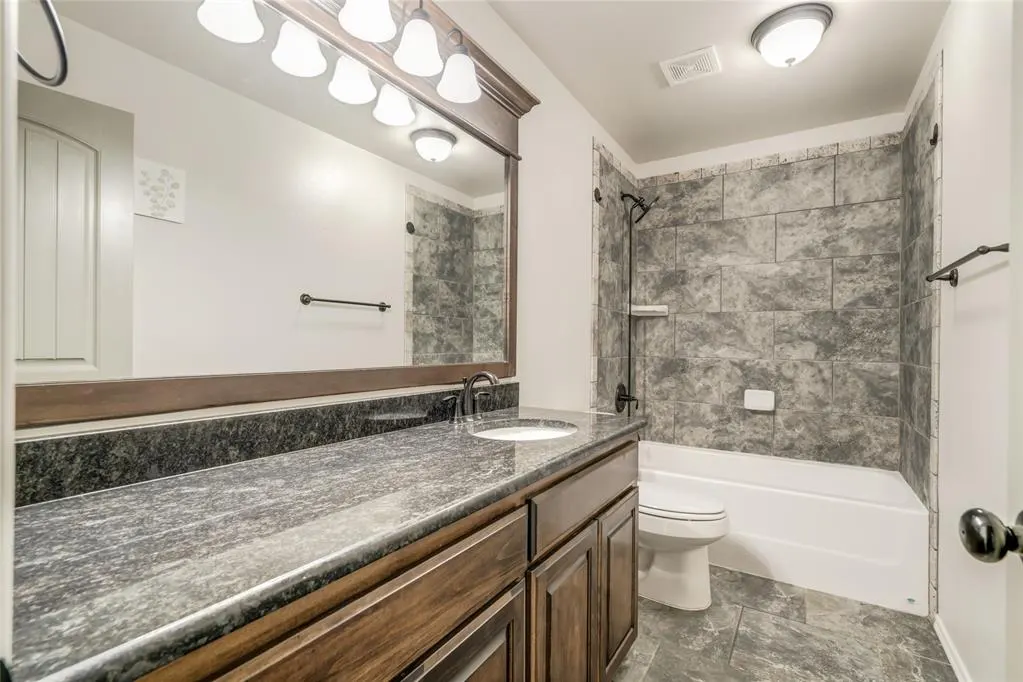 Photo 36 — 15570 Greenleaf Lane, Oklahoma City, OK 73165
