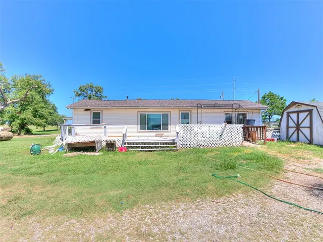 Photo 6 — 2160 Thunder Drive, Crescent, OK 73028