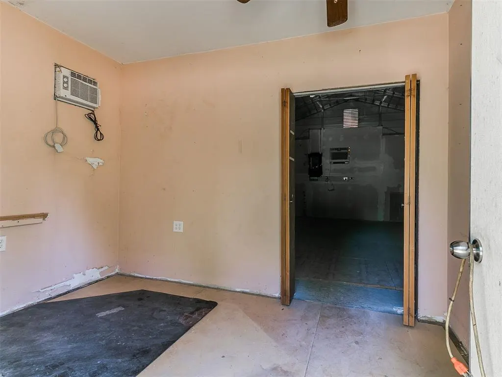 Photo 40 — 2160 Thunder Drive, Crescent, OK 73028