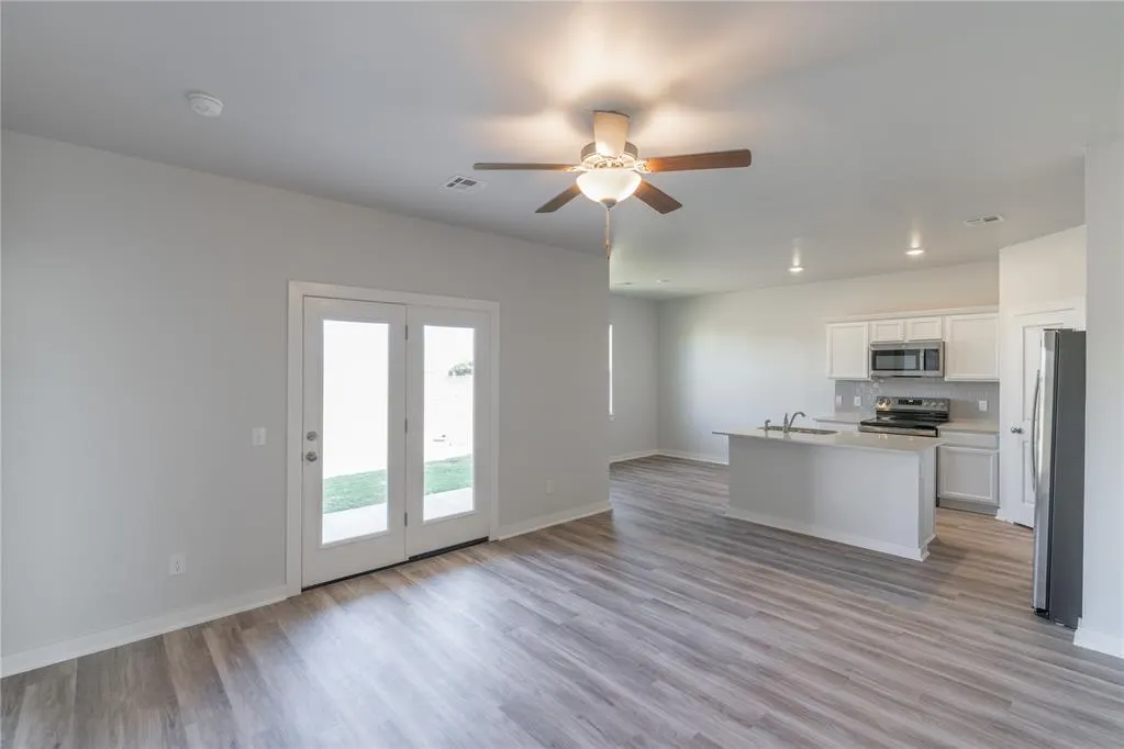 Photo 4 — 5130 Grassland Drive, Guthrie, OK 73044