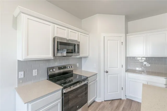 Photo 8 — 5130 Grassland Drive, Guthrie, OK 73044