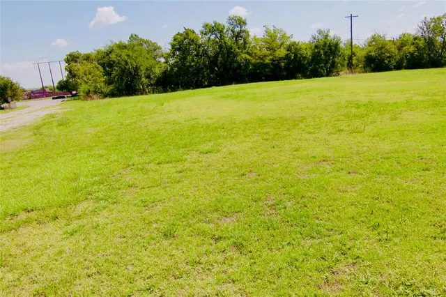Photo 7 — 600 opal Avenue, Clinton, OK 73601