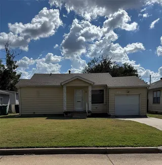 Sold home at 1104 SW 48th Street