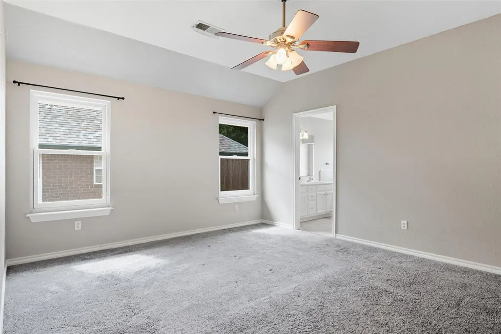 Photo 12 — 2055 Ridgeview Road, Midwest City, OK 73130