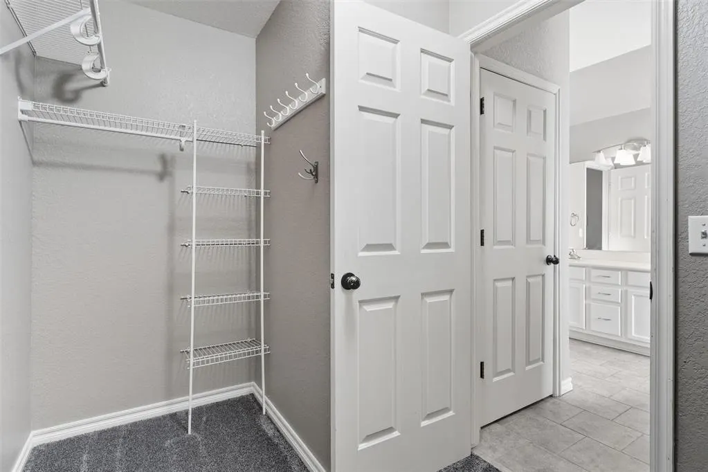 Photo 17 — 2055 Ridgeview Road, Midwest City, OK 73130