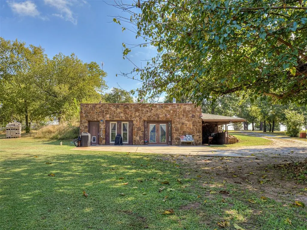 Front exterior — 1409 S HIGHWAY 76 Highway, Newcastle, OK 73065