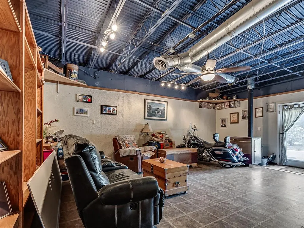 Photo 41 — 1409 S HIGHWAY 76 Highway, Newcastle, OK 73065