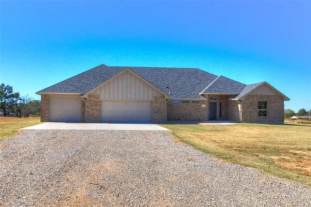 Front exterior — 343679 Round Rock Drive, Chandler, OK 74834