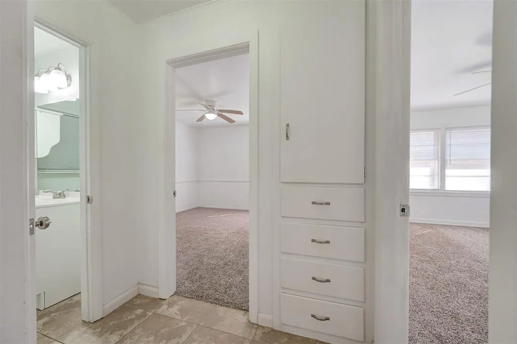 Photo 13 — 2131 Carlton Way, The Village, OK 73120
