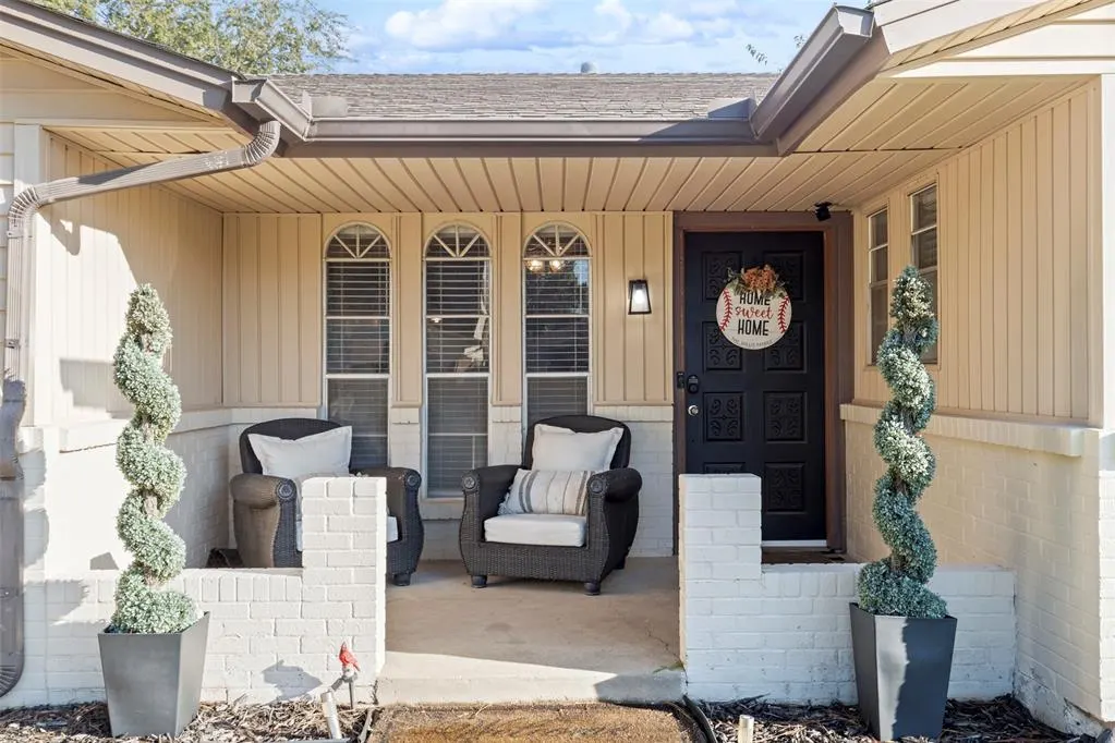Photo 2 — 1033 SW 94th Street, Oklahoma City, OK 73139