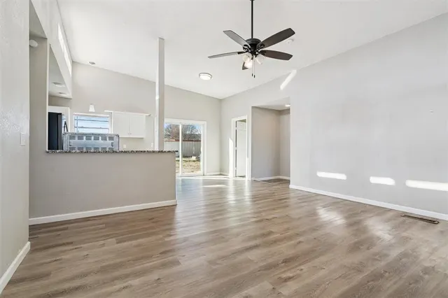 Photo 4 — 1905 Julie Drive, Moore, OK 73160