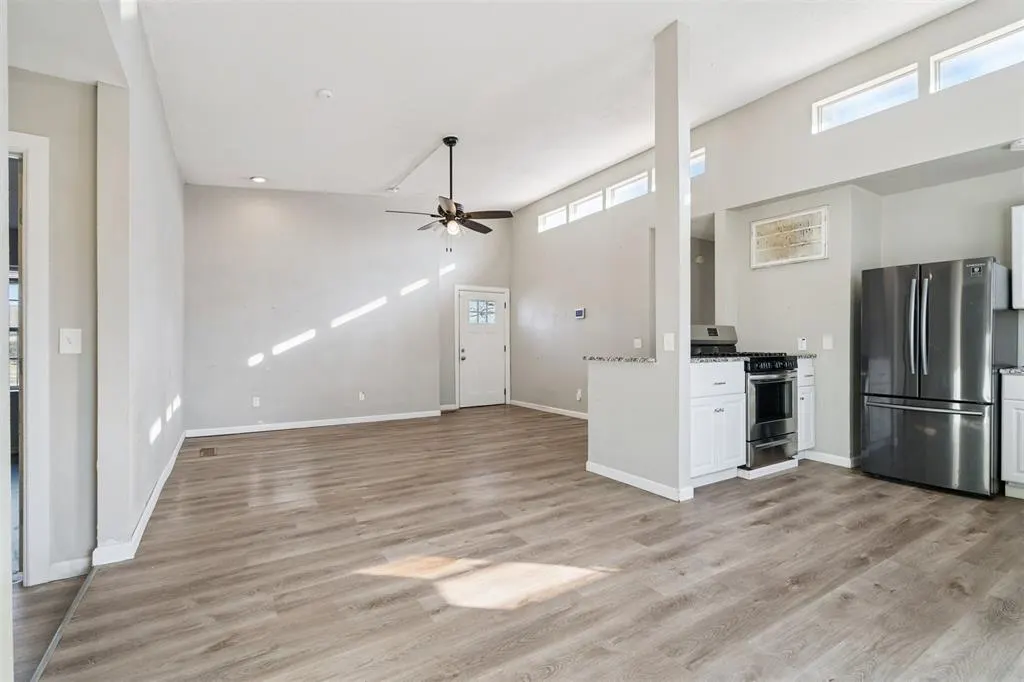 Photo 11 — 1905 Julie Drive, Moore, OK 73160