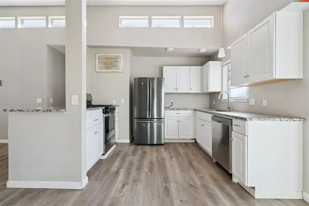 Photo 12 — 1905 Julie Drive, Moore, OK 73160