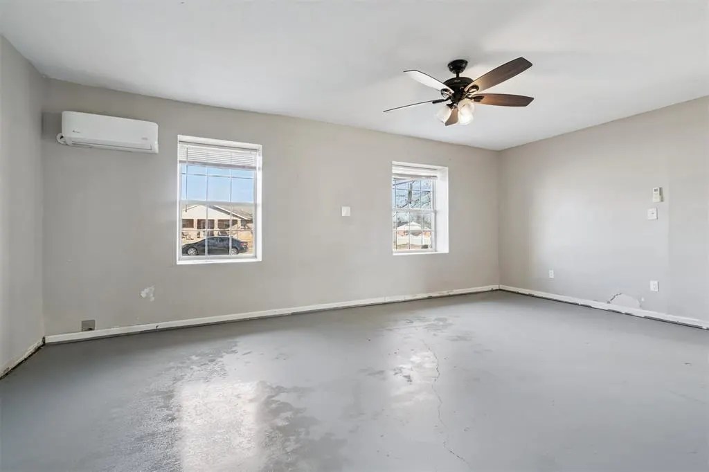 Photo 33 — 1905 Julie Drive, Moore, OK 73160