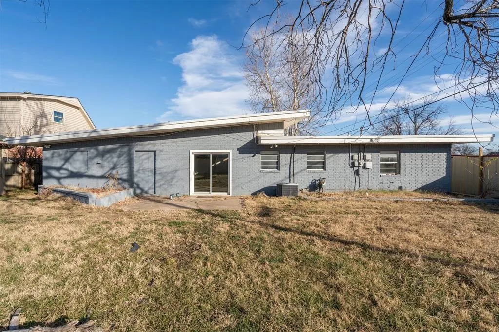 Photo 42 — 1905 Julie Drive, Moore, OK 73160