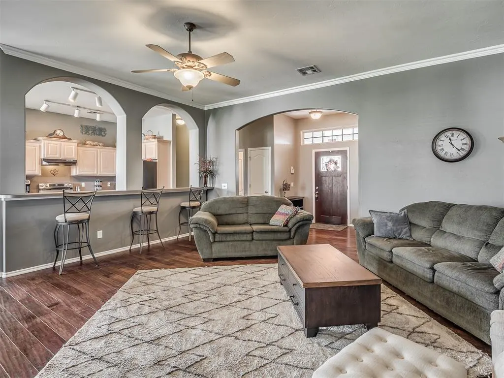 Photo 12 — 13801 S Robinson Avenue, Oklahoma City, OK 73170