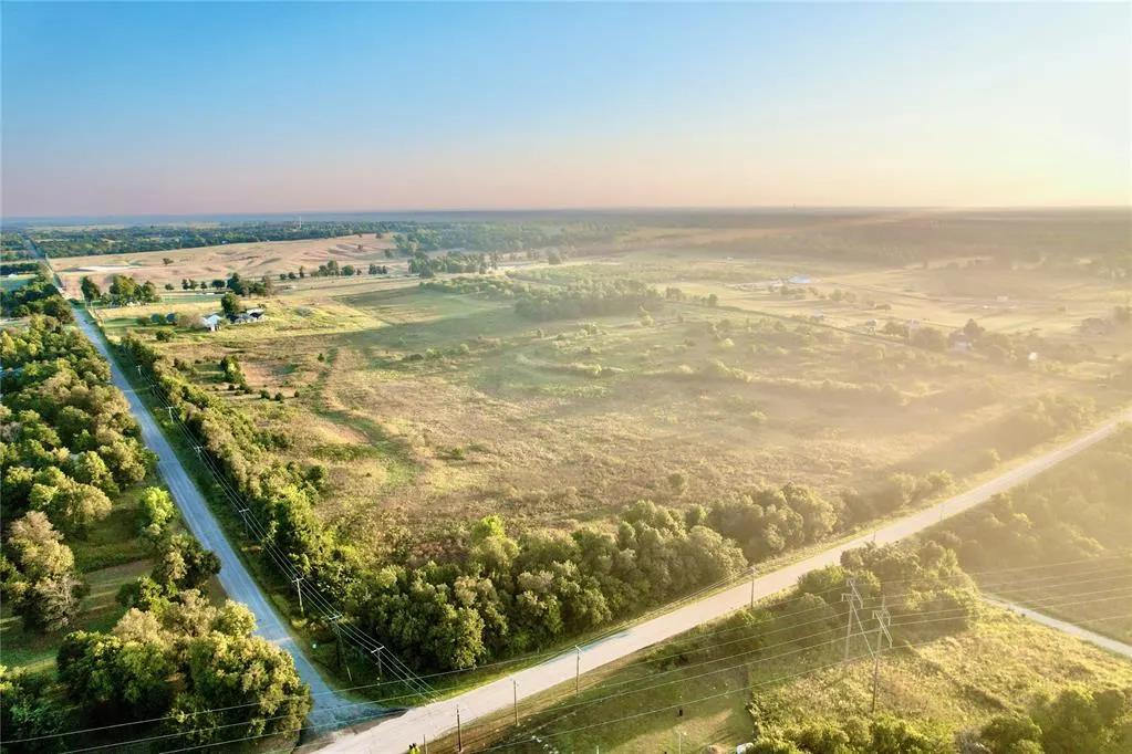 Photo 24 — 0001 N Peebly Road, Harrah, OK 73045