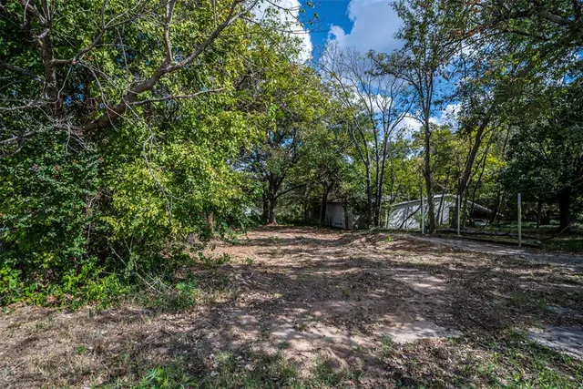 Photo 2 — 405 S Minnesota Avenue, Shawnee, OK 74801