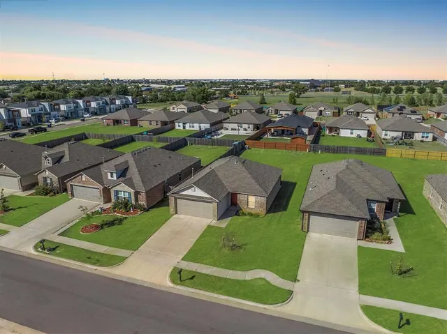 Front exterior — 1521 NW 112th Street, Oklahoma City, OK 73114
