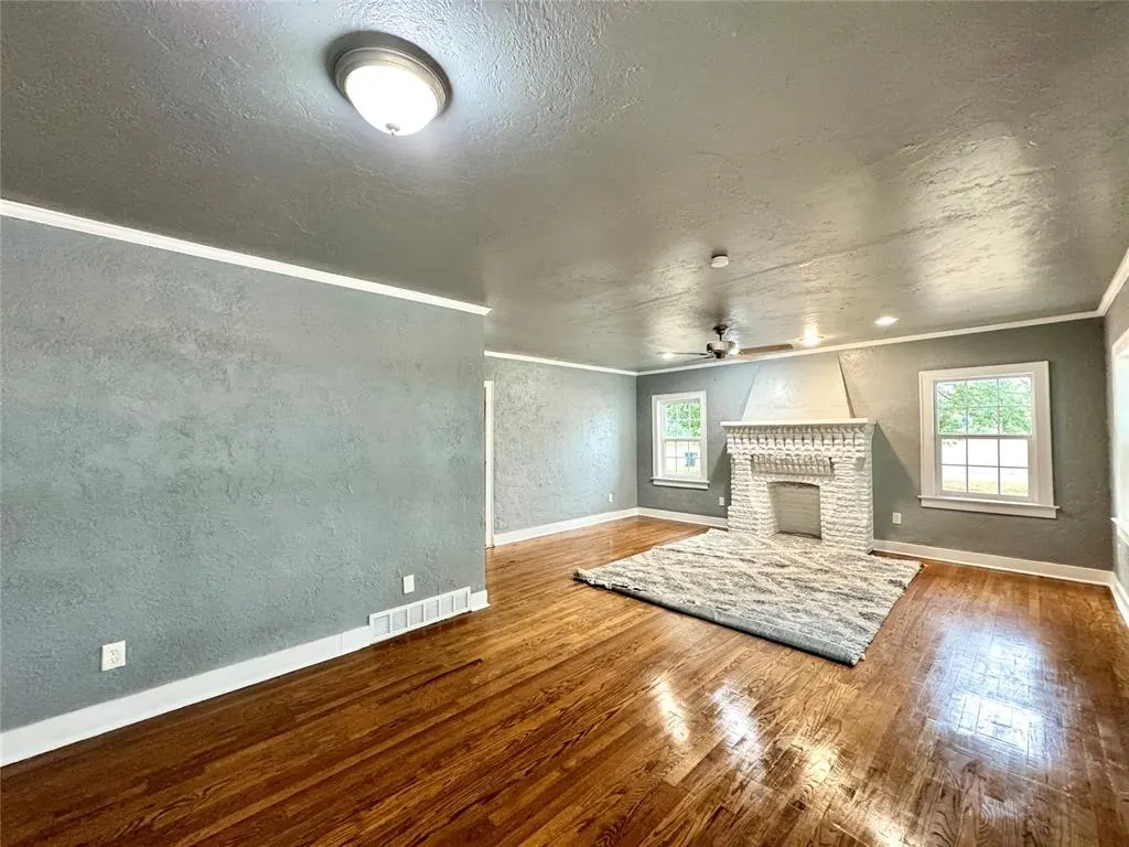 Photo 10 — 1628 W Chickasha Avenue, Chickasha, OK 73018