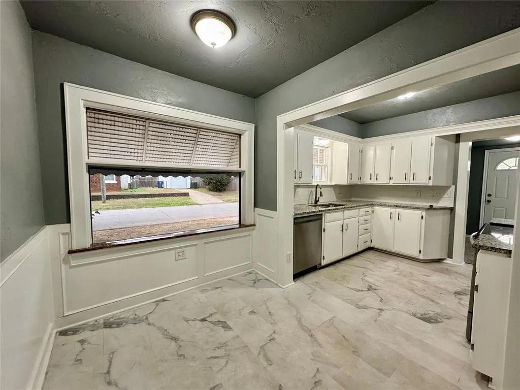 Photo 13 — 1628 W Chickasha Avenue, Chickasha, OK 73018