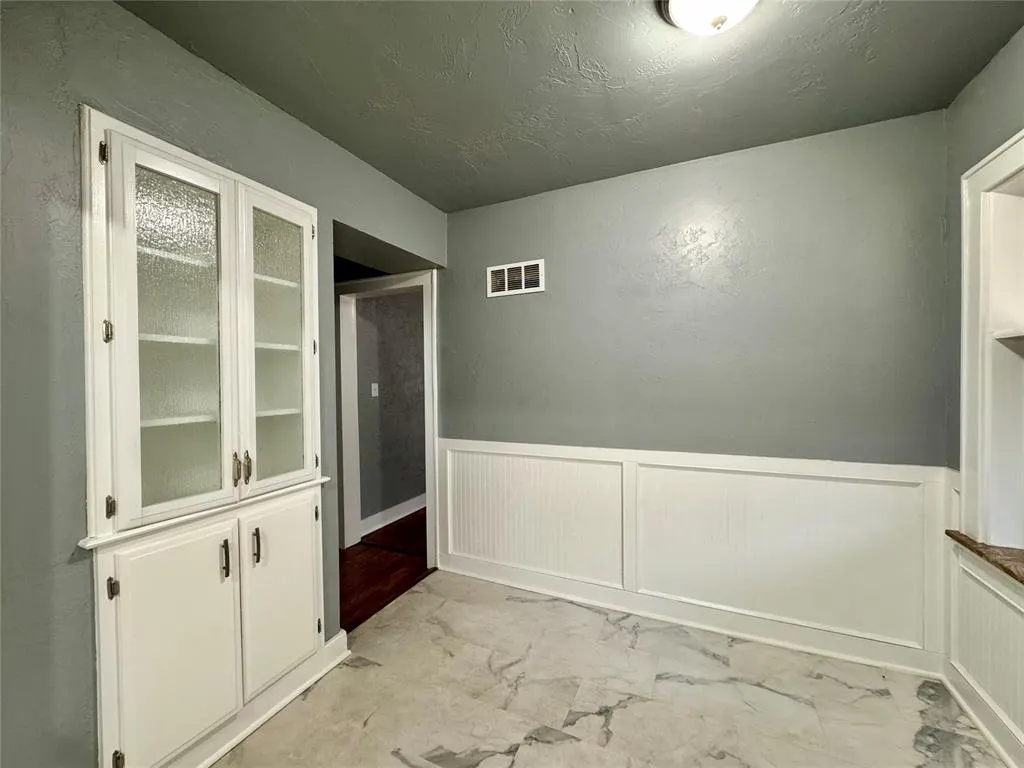 Photo 14 — 1628 W Chickasha Avenue, Chickasha, OK 73018