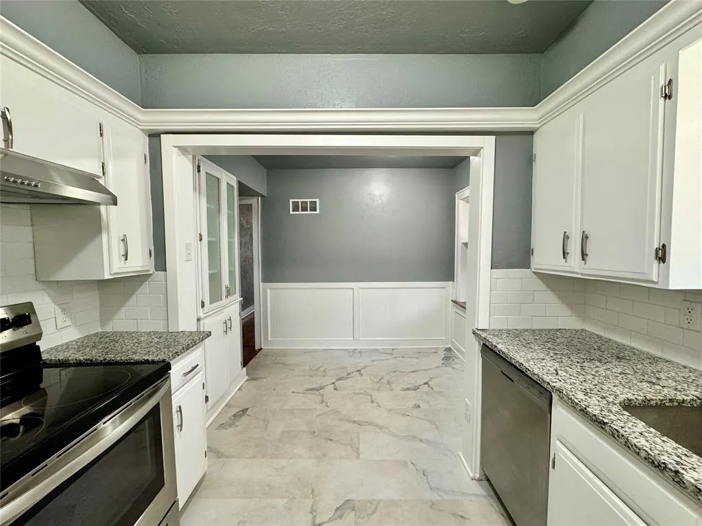 Photo 17 — 1628 W Chickasha Avenue, Chickasha, OK 73018