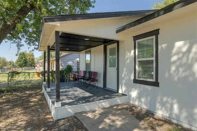 Photo 3 — 633 SE 39th Street, Oklahoma City, OK 73129