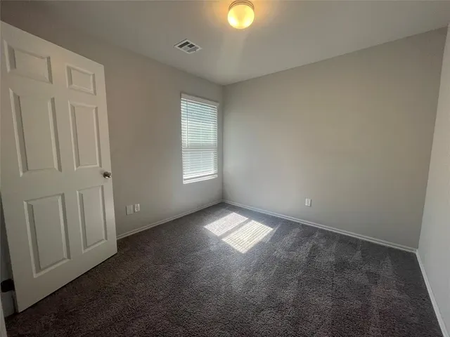 Photo 7 — 831 Highgarden Circle, Noble, OK 73068