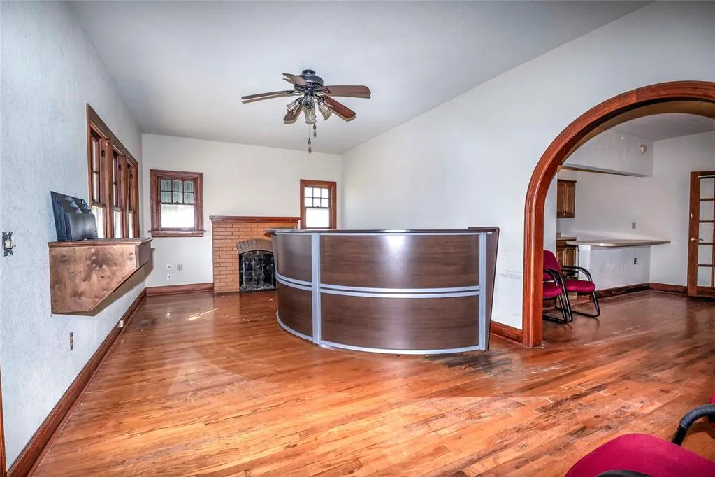 Photo 14 — 910 E 1st Street, Chandler, OK 74834