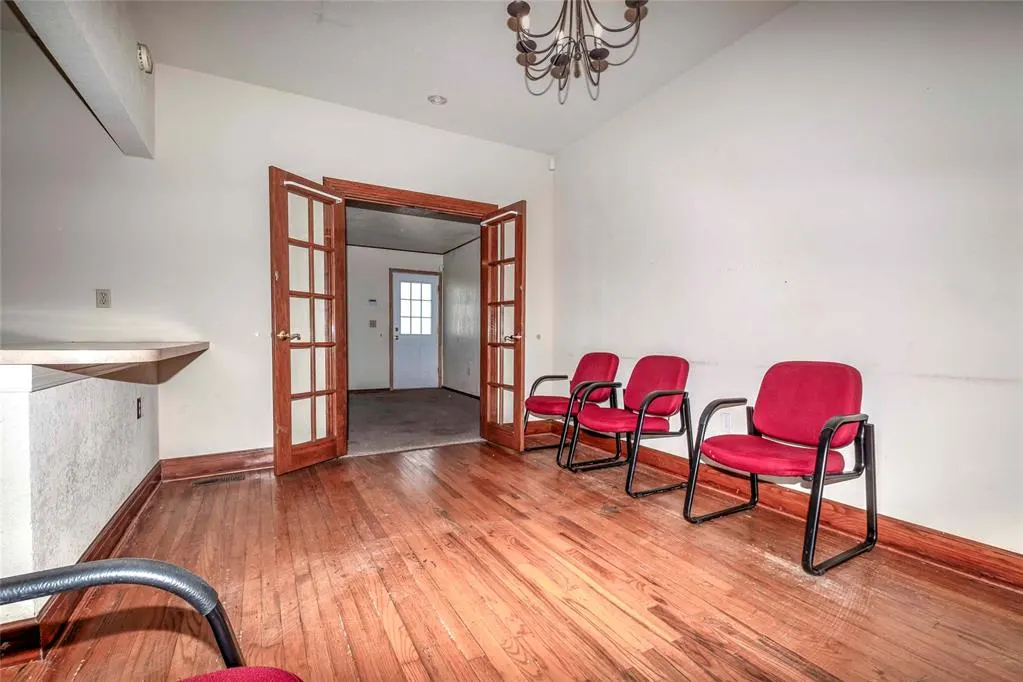 Photo 16 — 910 E 1st Street, Chandler, OK 74834