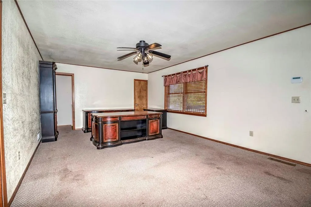 Photo 22 — 910 E 1st Street, Chandler, OK 74834