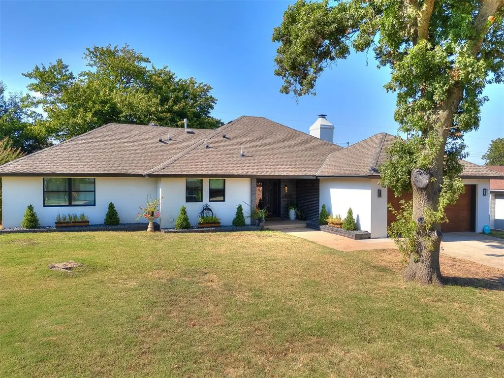 Photo 6 — 6425 N Harvard Avenue, Oklahoma City, OK 73132