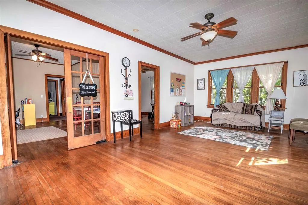 Photo 29 — 912 E 1st Street, Chandler, OK 74834