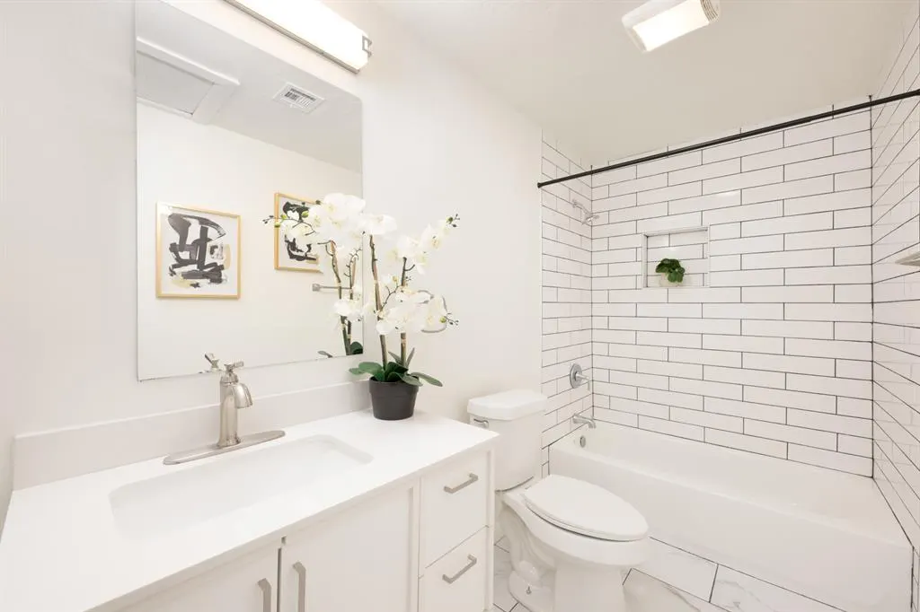 Photo 15 — 311 W Lilac Lane, Midwest City, OK 73110