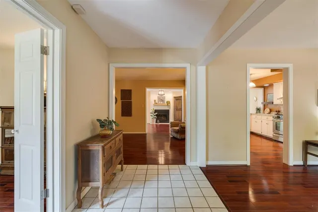 Photo 4 — 5409 Brookhaven Place, Oklahoma City, OK 73118