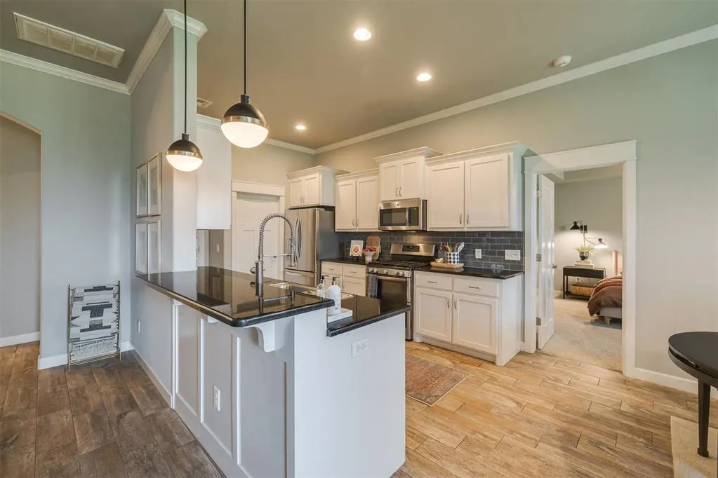 Photo 13 — 13112 Bright Prairie Circle, Oklahoma City, OK 73142