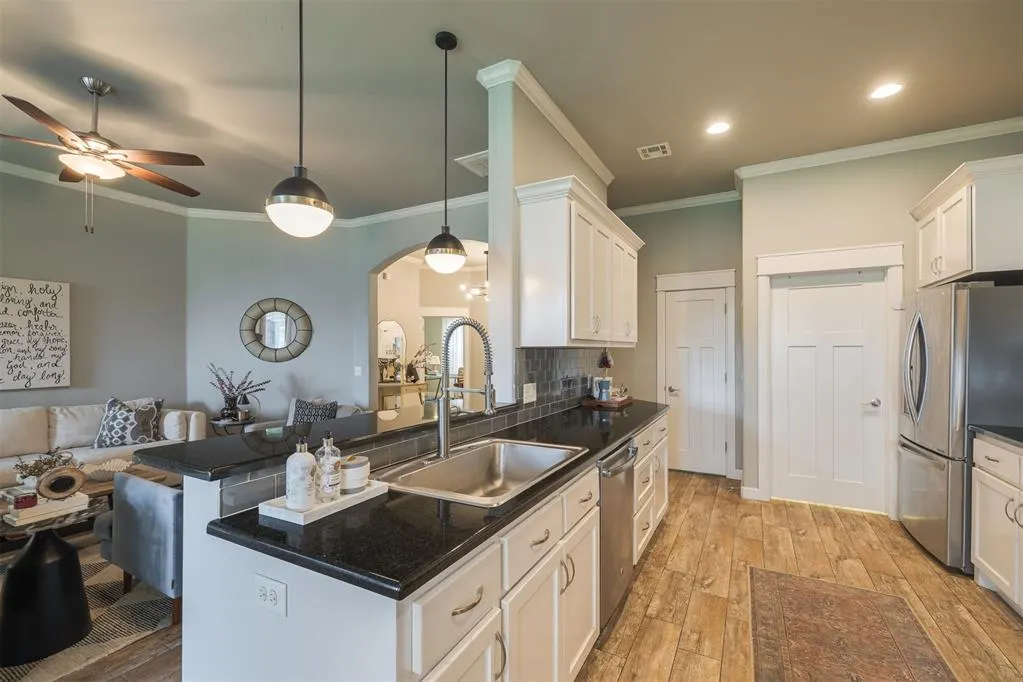 Photo 15 — 13112 Bright Prairie Circle, Oklahoma City, OK 73142