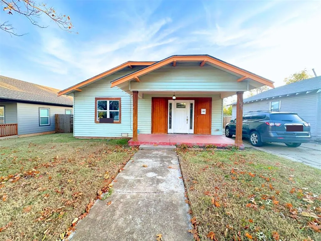 Photo 2 — 1628 NE 12th Street, Oklahoma City, OK 73117