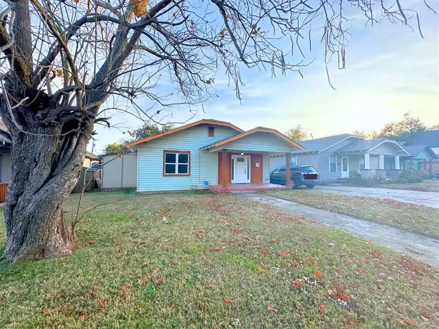 Photo 4 — 1628 NE 12th Street, Oklahoma City, OK 73117