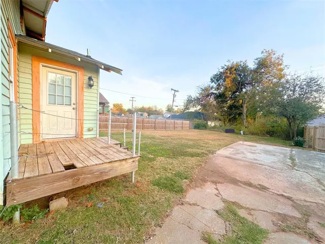 Photo 5 — 1628 NE 12th Street, Oklahoma City, OK 73117