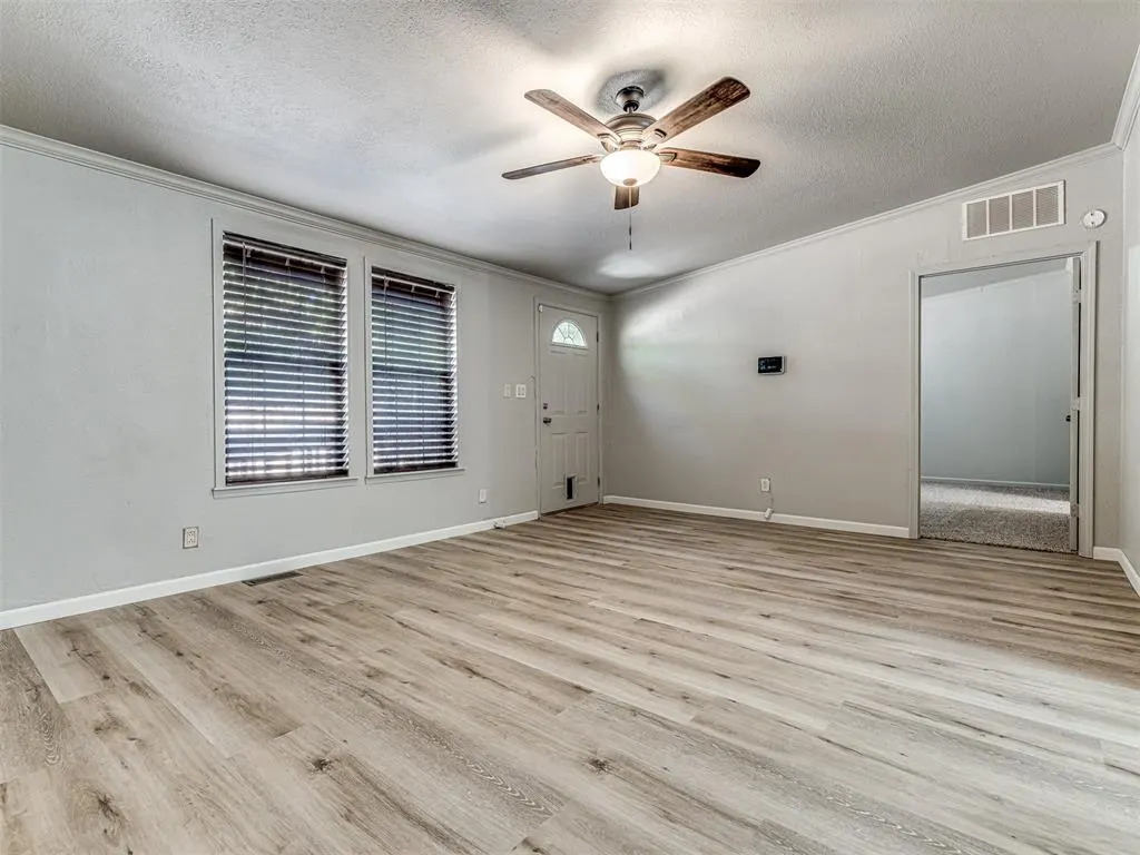 Photo 10 — 2909 Westwood Lane, Luther, OK 73054