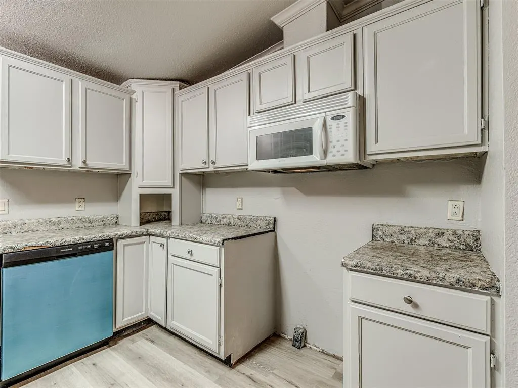 Photo 14 — 2909 Westwood Lane, Luther, OK 73054