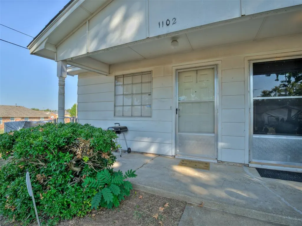 Photo 2 — 1102 E Alice Street, Shawnee, OK 74801