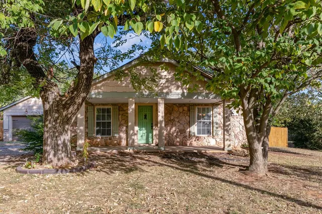 Front exterior — 2600 Maupin Street, Choctaw, OK 73020