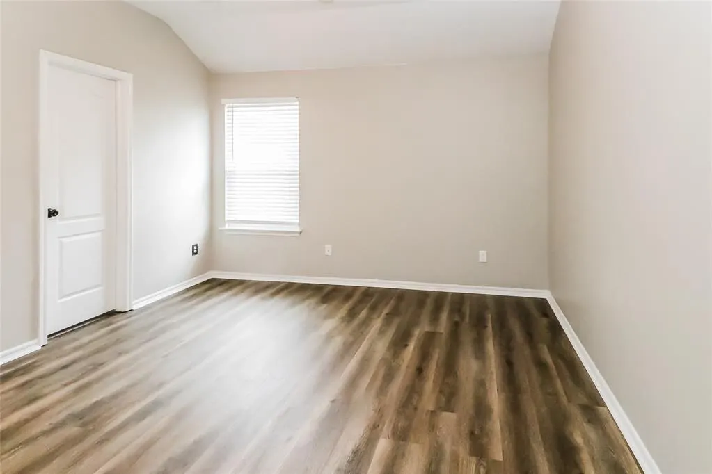 Photo 6 — 707 NE 20th Terrace, Newcastle, OK 73065