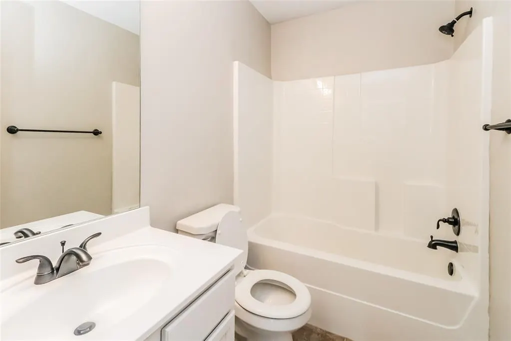Photo 9 — 707 NE 20th Terrace, Newcastle, OK 73065