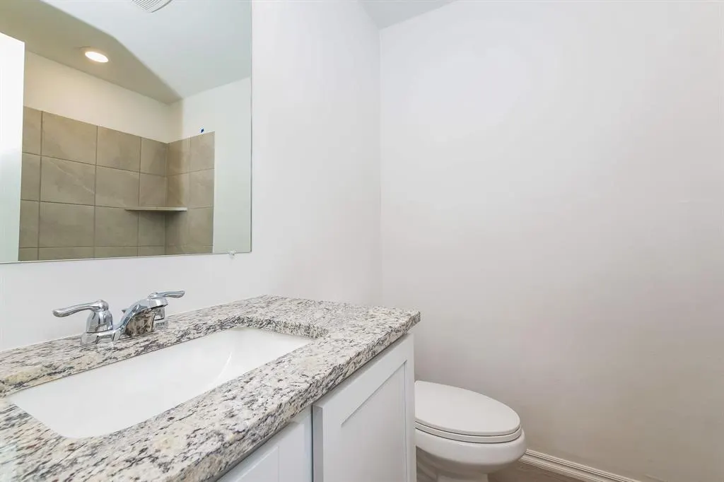 Photo 15 — 9008 SW 20th Street, Mustang, OK 73128